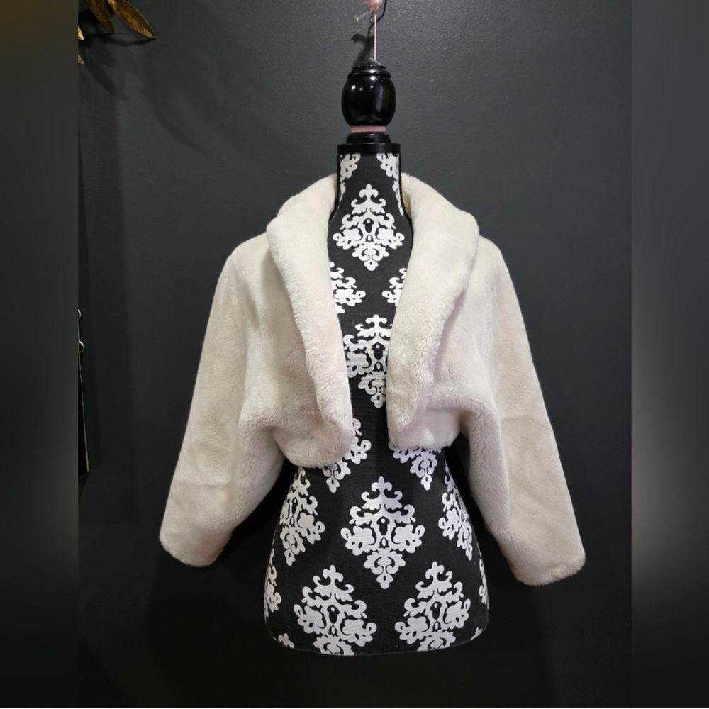 Vintage Off White Bolero Faux Fur Jacket Crop S/M No Size Tag